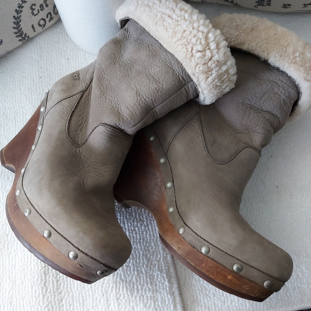 UGG Clogs Boots in Taupe - Women's Wedge Boot - Picture 6 of 16